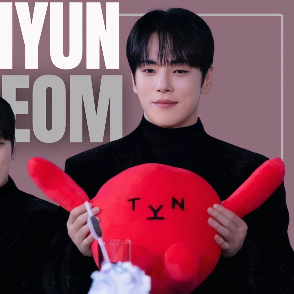 Behind-the-scenes cut of Kim Junghyun