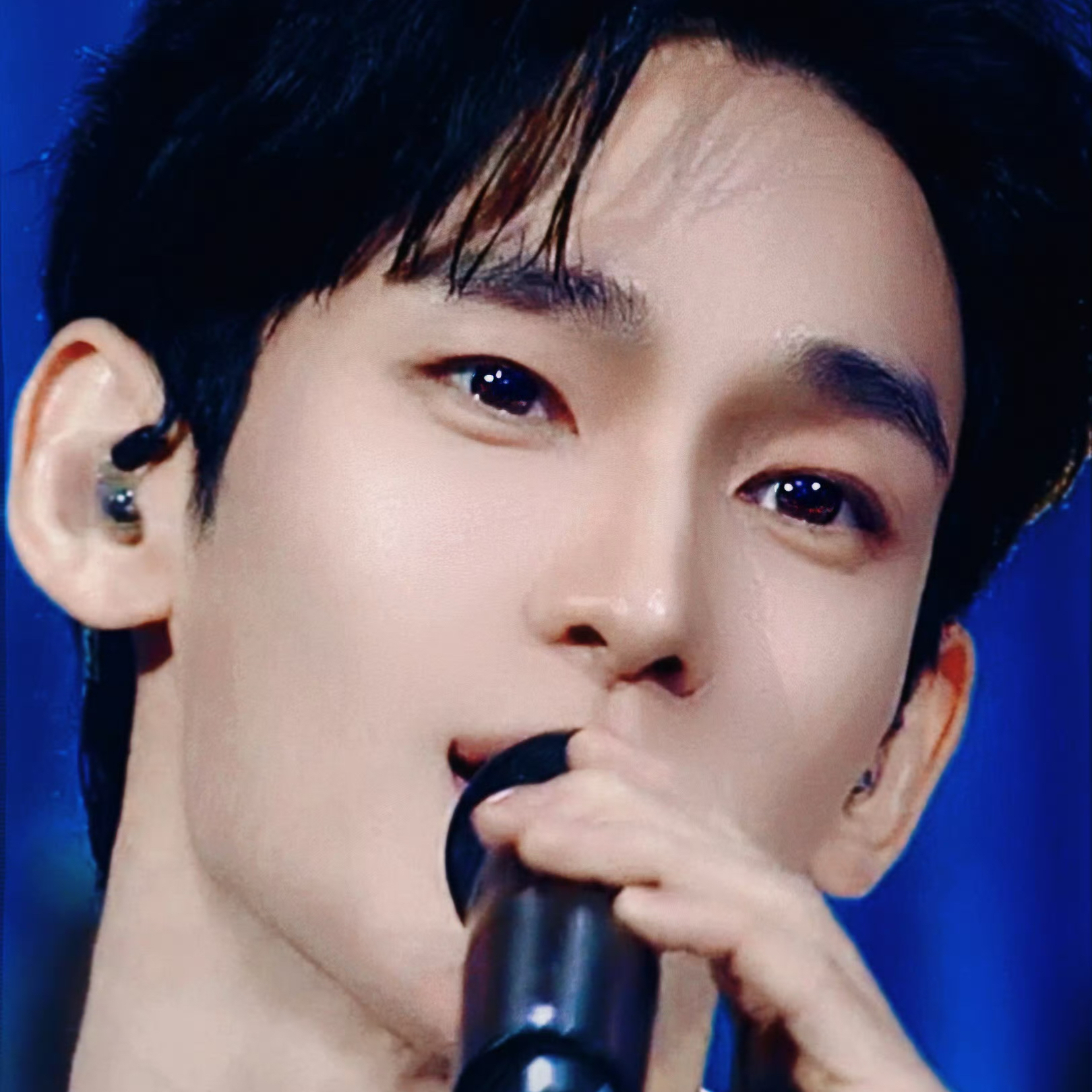 Behind-the-scenes cut of Kim Soohyun