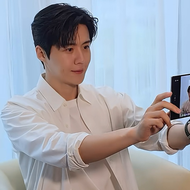 Cuplikan di balik layar dari Kim Seonho