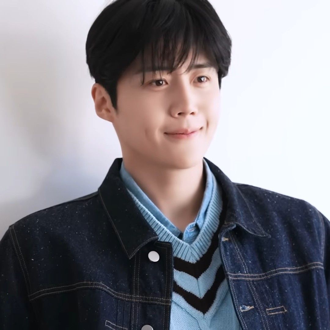 Recent activity shot of Kim Seonho