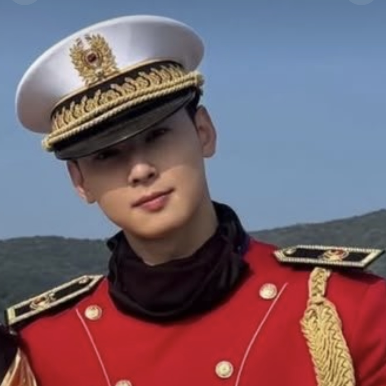 Recent activity shot of Cha Eunwoo