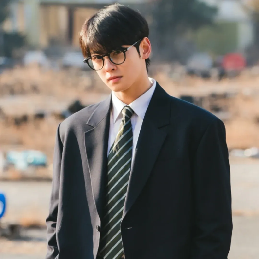 Latest photo of Cha Eunwoo