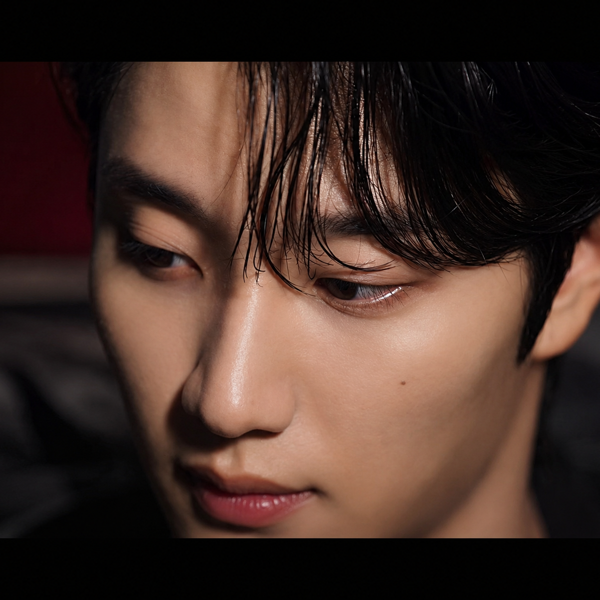 Behind-the-scenes cut of Kim Jaewon