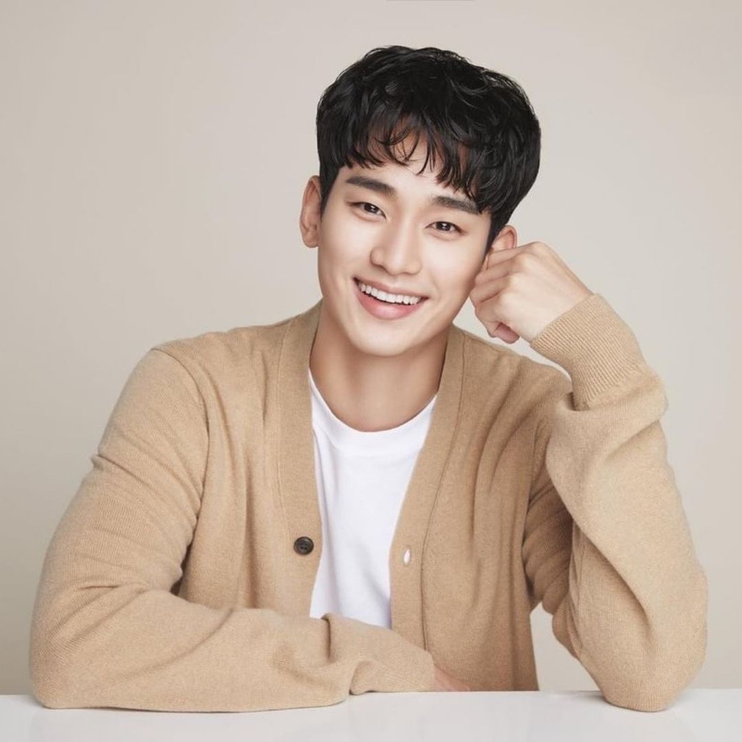 A moment captured by a fan of Kim Soohyun