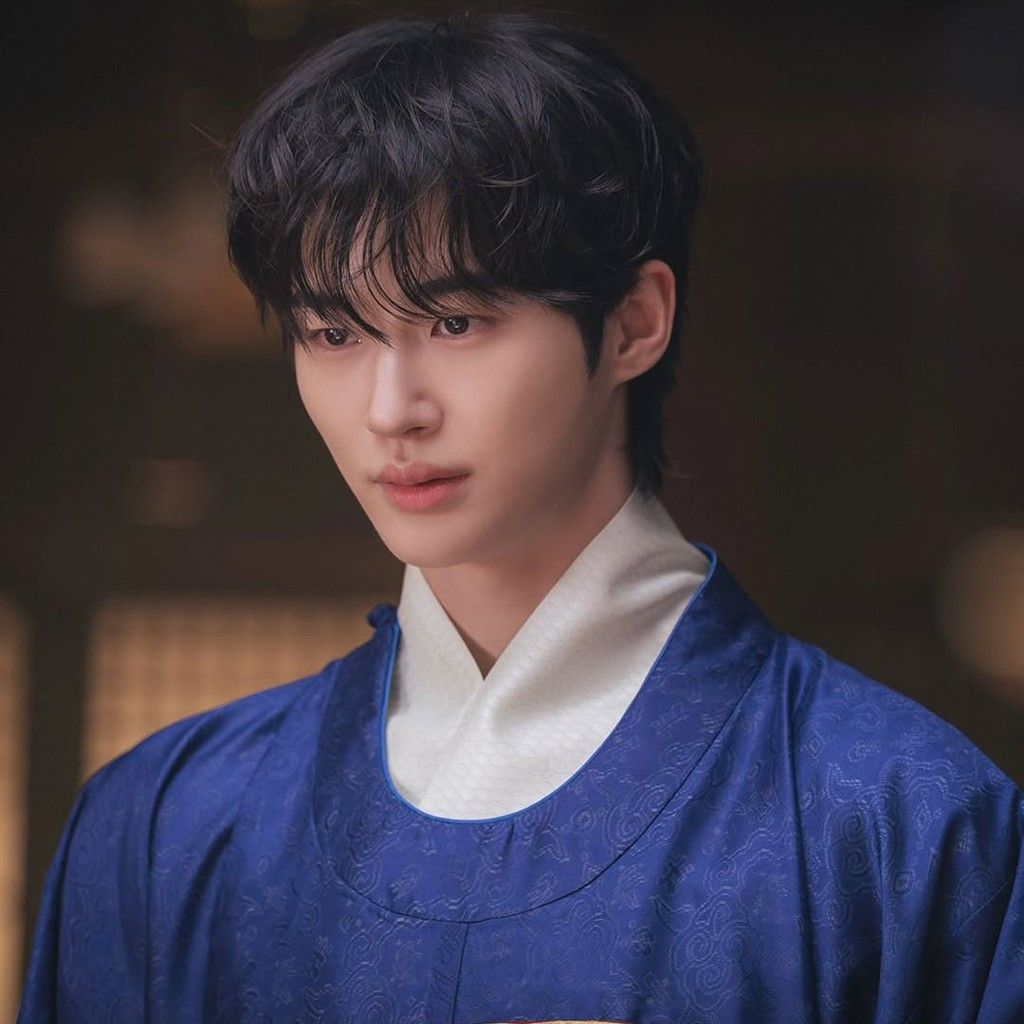 변우석의 비하인드 컷