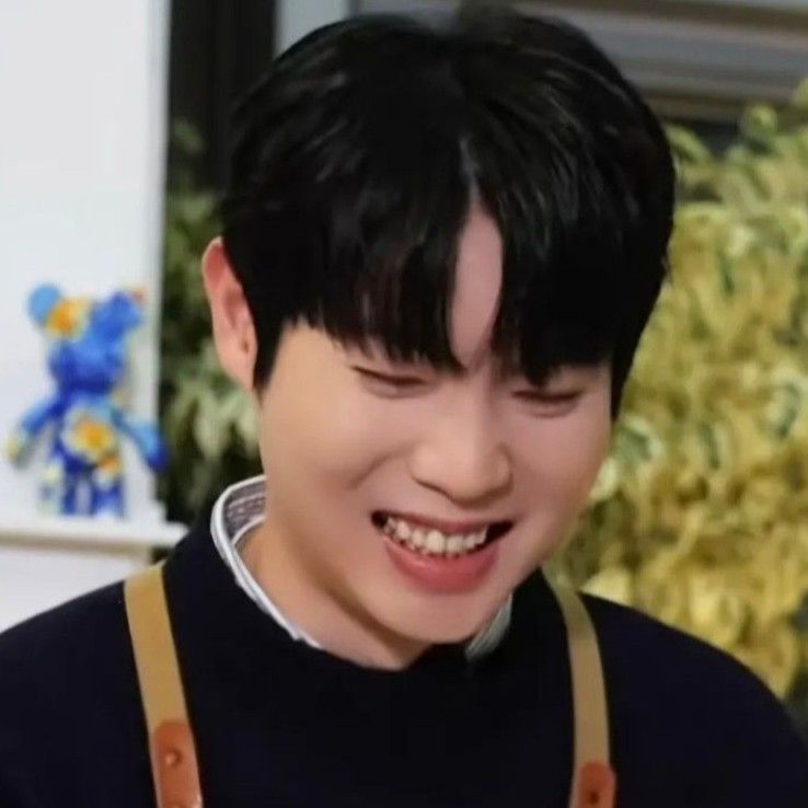 Recent activity shot of Son Taejin