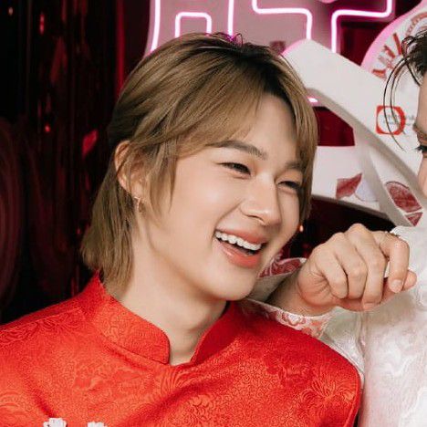 A moment captured by a fan of NuNew