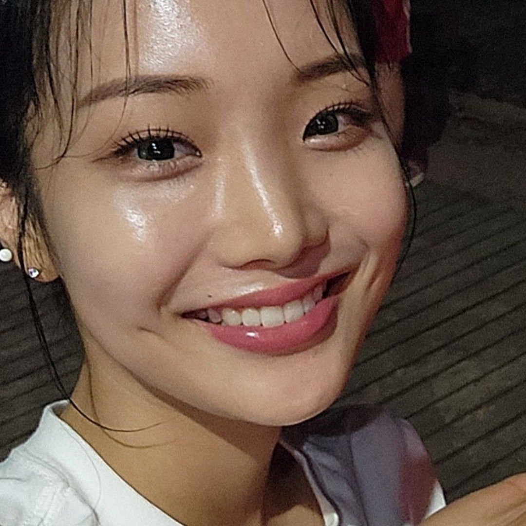 Recent activity shot of Kim Soyeon (2004)