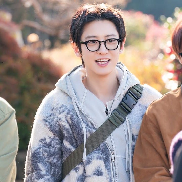 Behind-the-scenes cut of Chanyeol