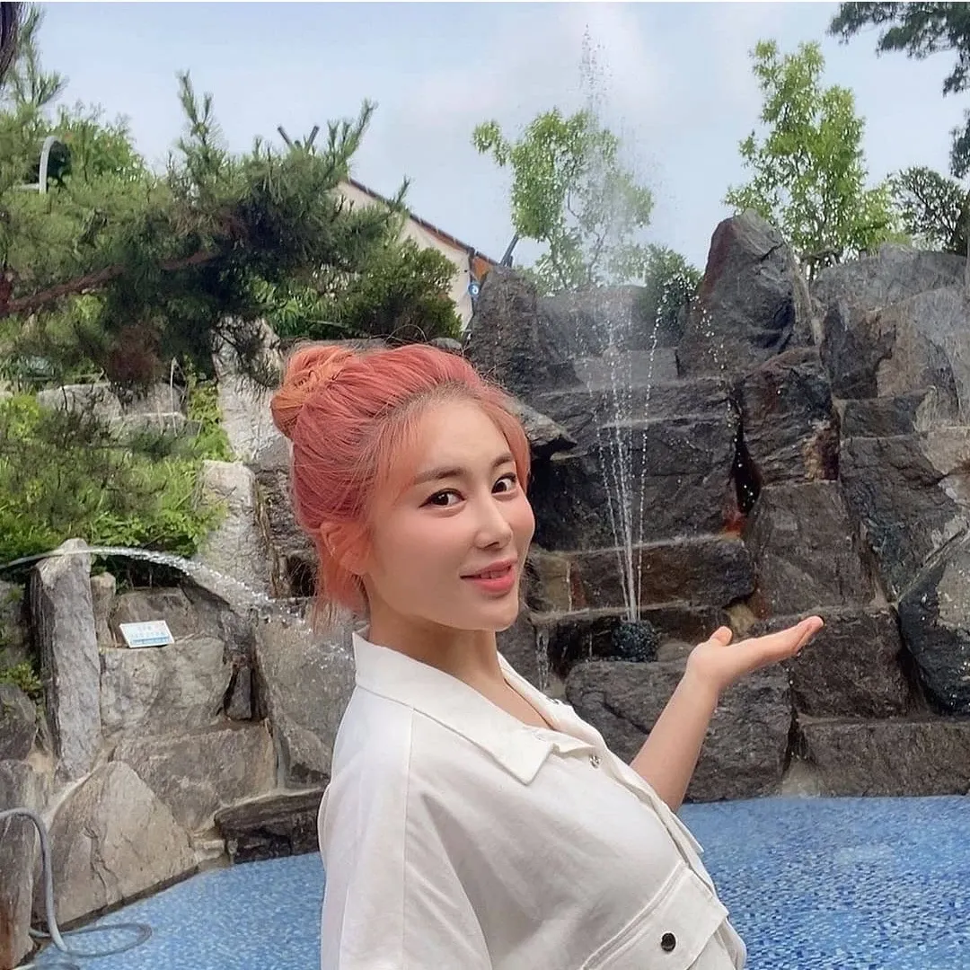 Foto terbaru dari Kim Soyou