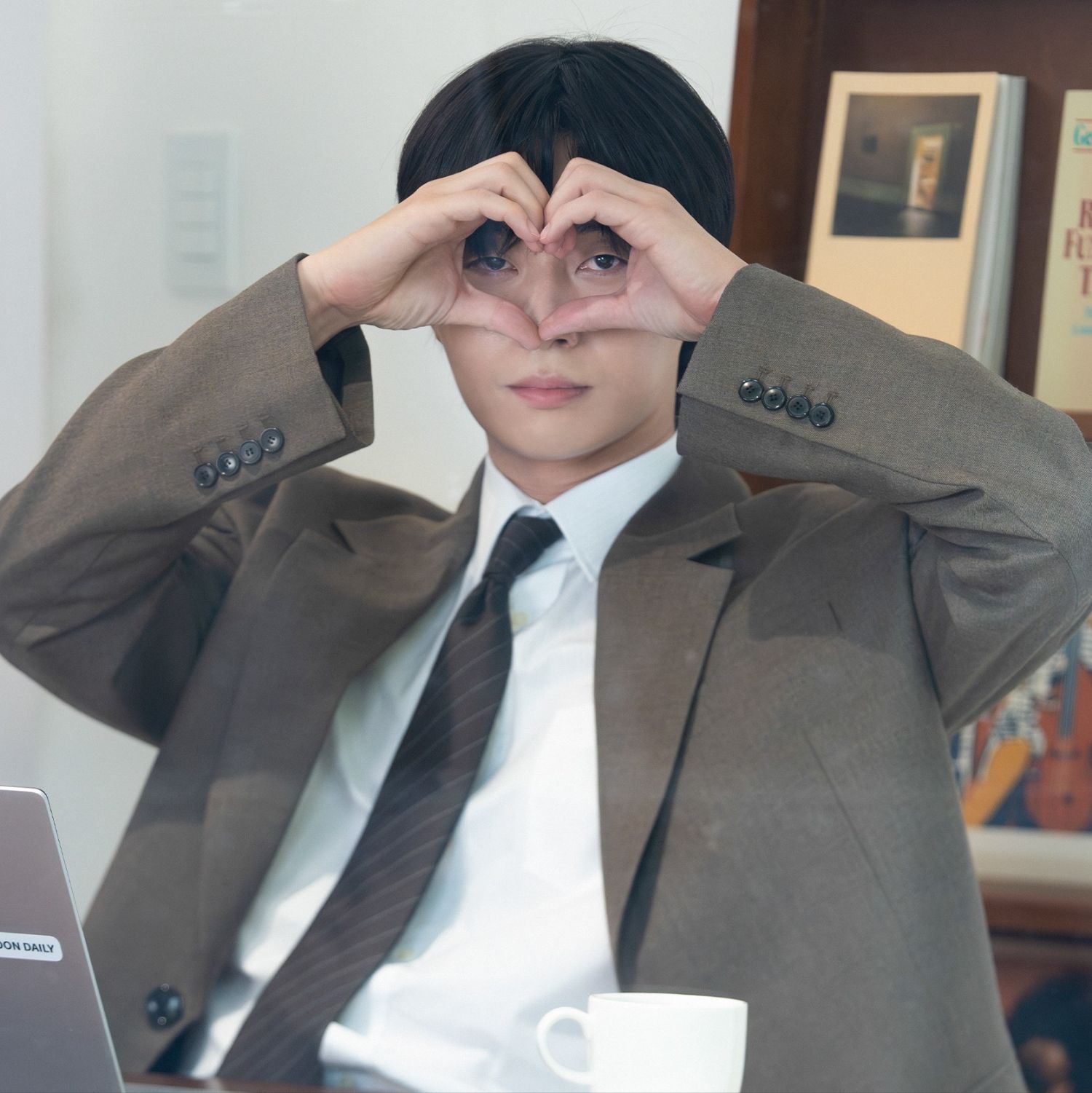 粉絲拍下的朴敘俊瞬間