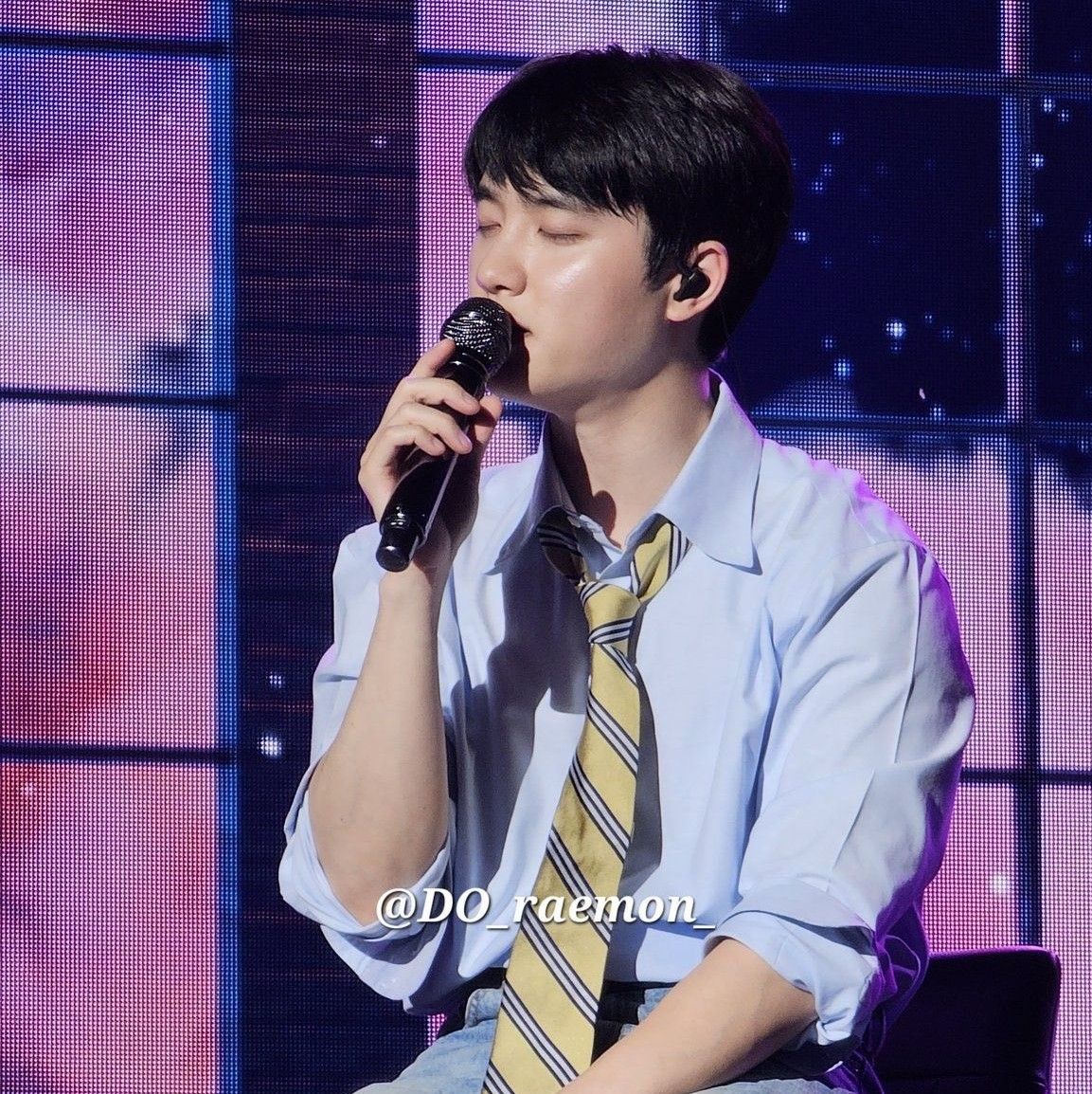 都暻秀 (D.O.)的幕後花絮