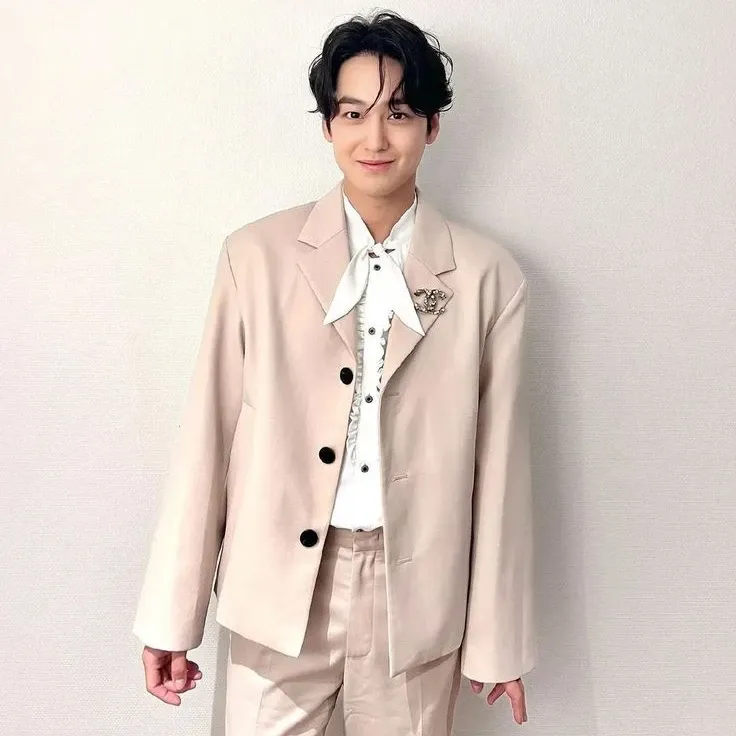 Foto kegiatan terbaru dari Kim Bum