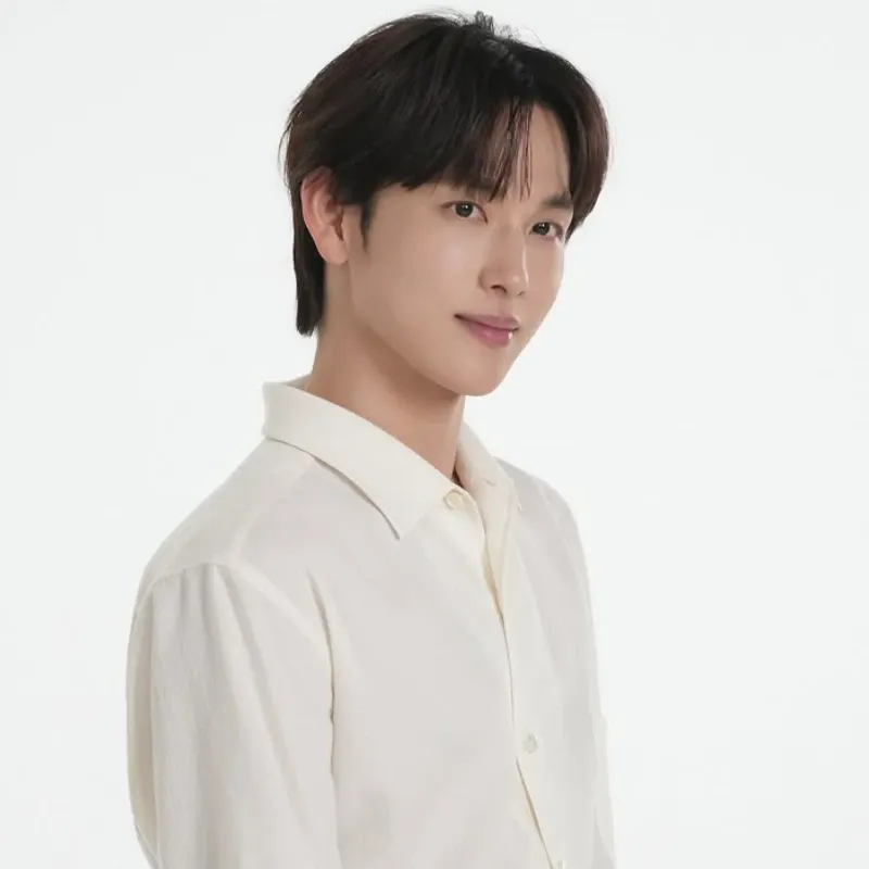 Recent activity shot of Yim Siwan
