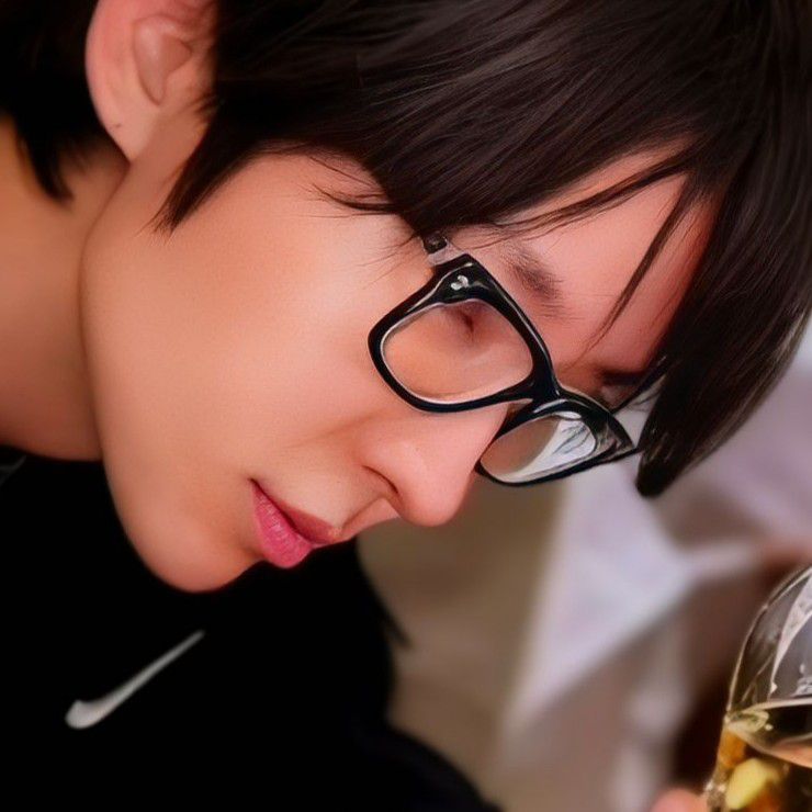 Recent activity shot of Lee Joongi