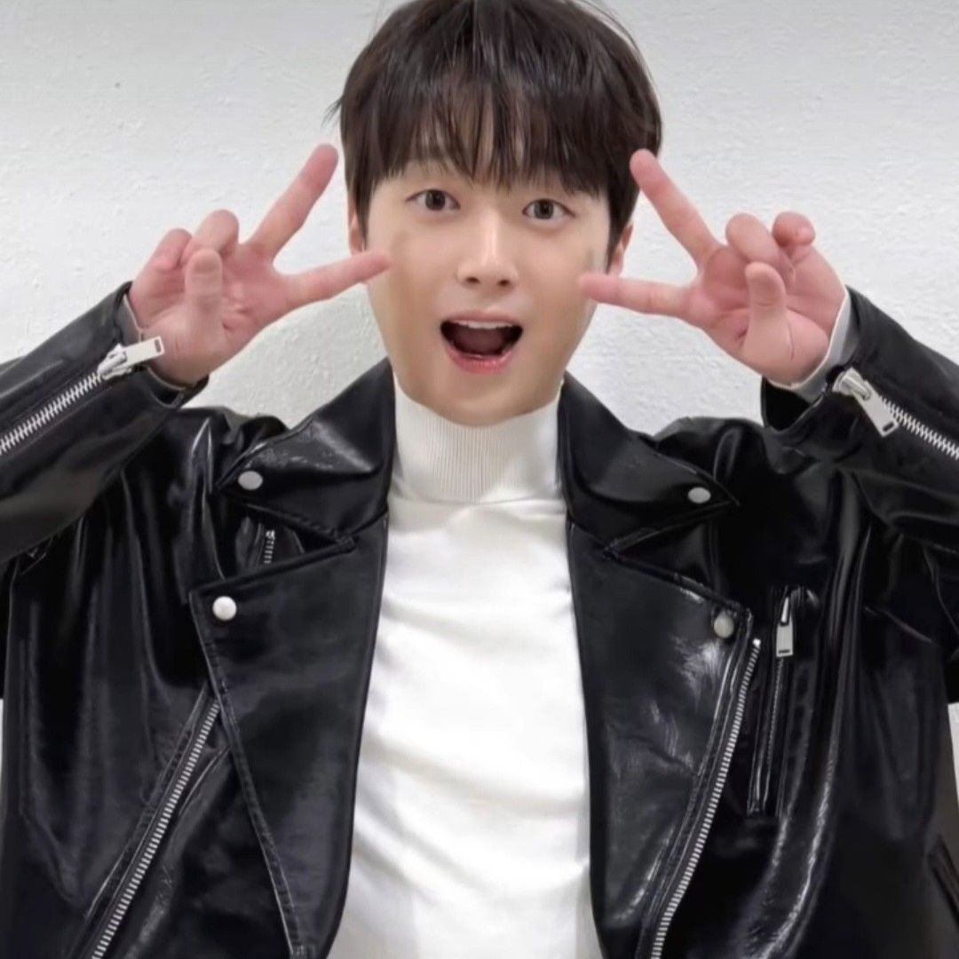 Momen yang diabadikan oleh penggemar Lee Chanwon