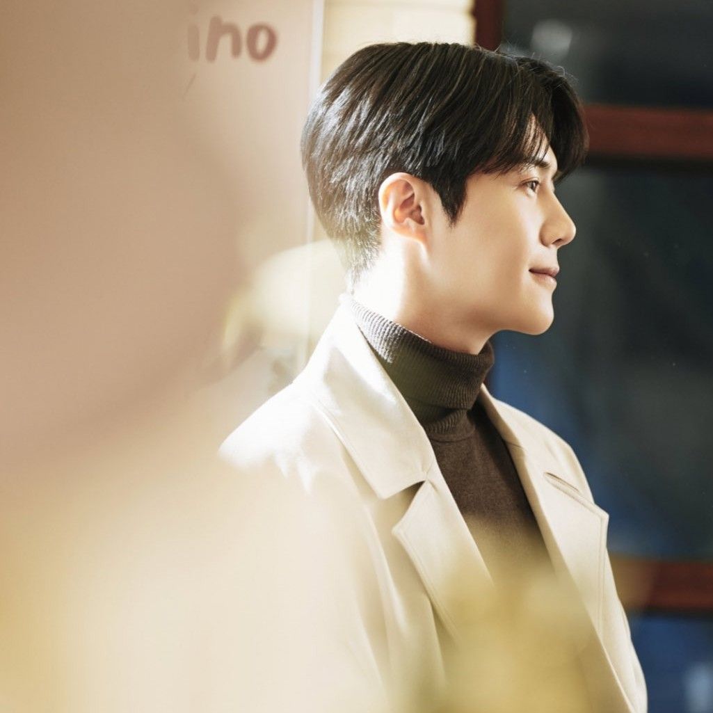 金宣虎的最新照片