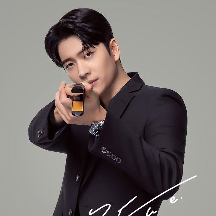 Behind-the-scenes cut of Kang Taeoh