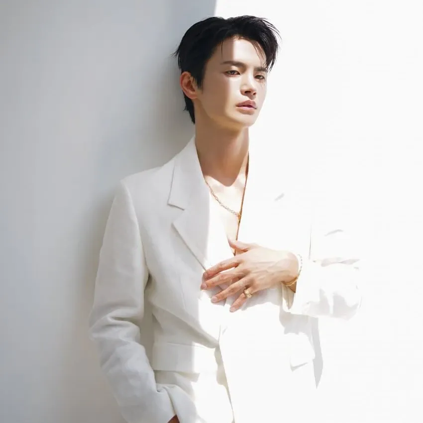 Recent activity shot of Seo Inguk