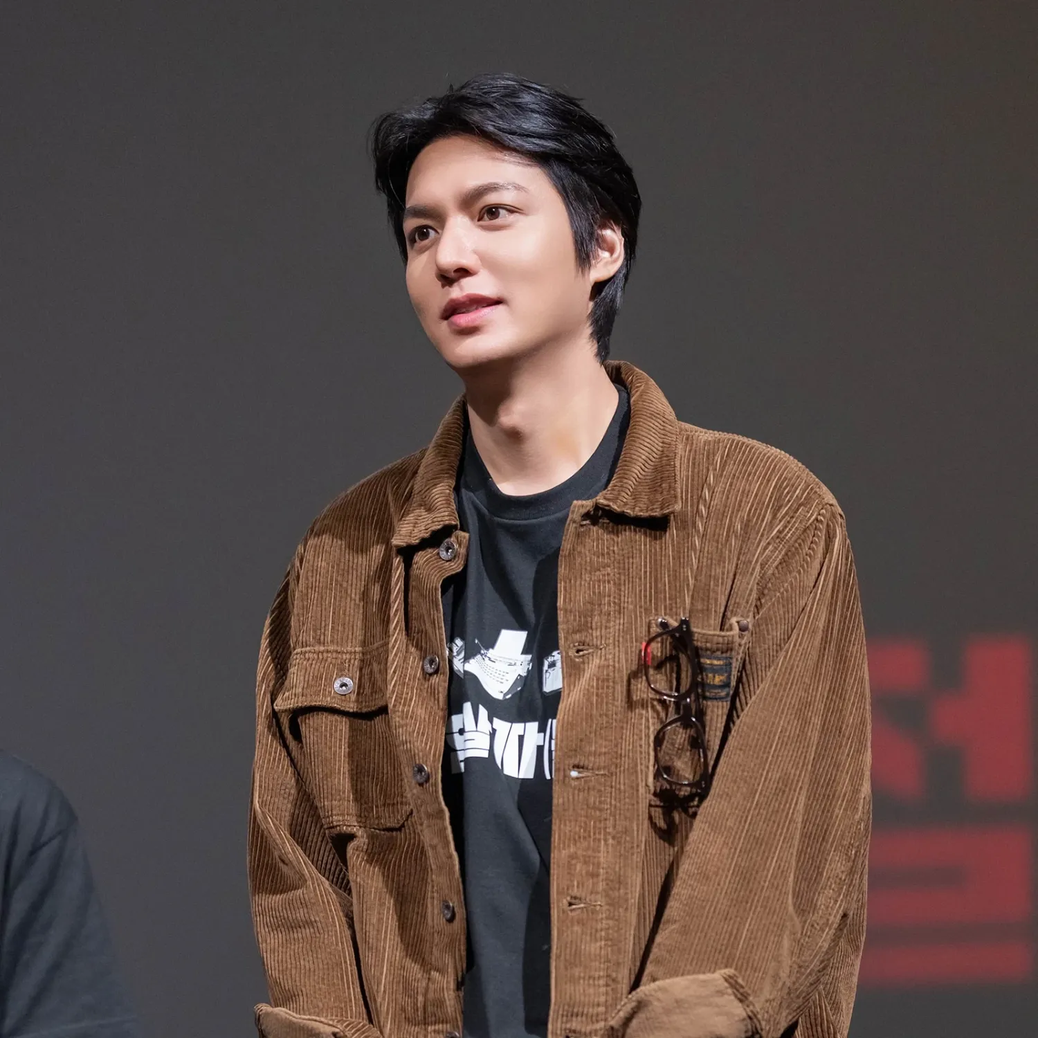 Behind-the-scenes cut of Lee Minho