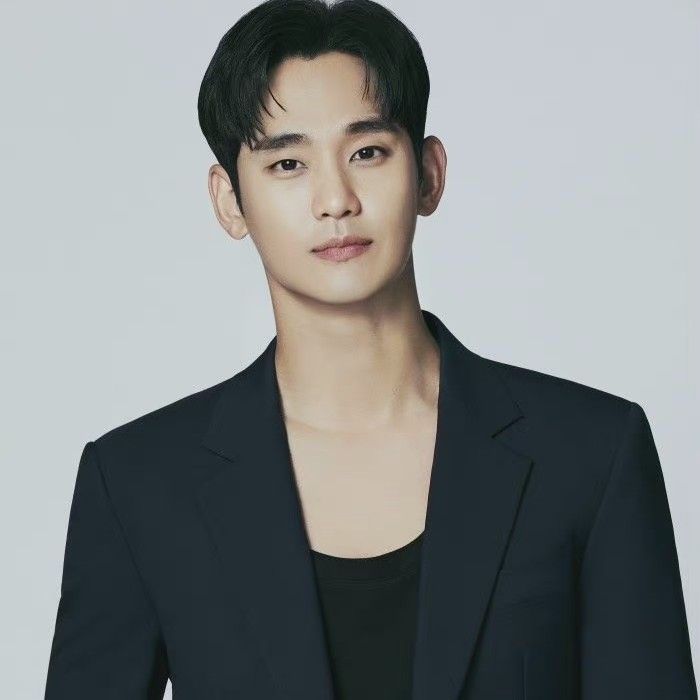 Behind-the-scenes cut of Kim Soohyun