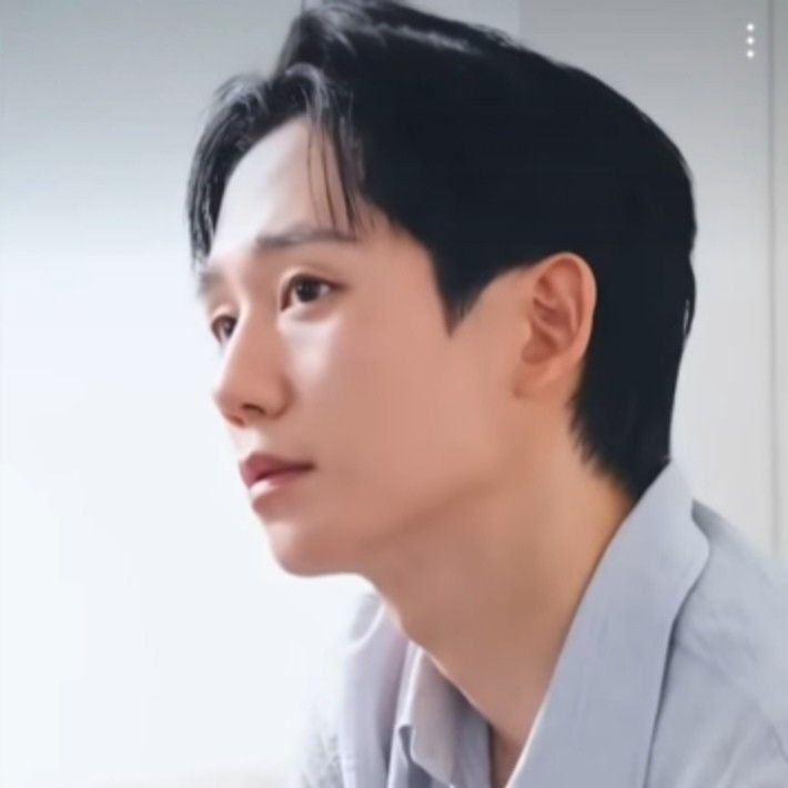 Recent activity shot of Jung Haein