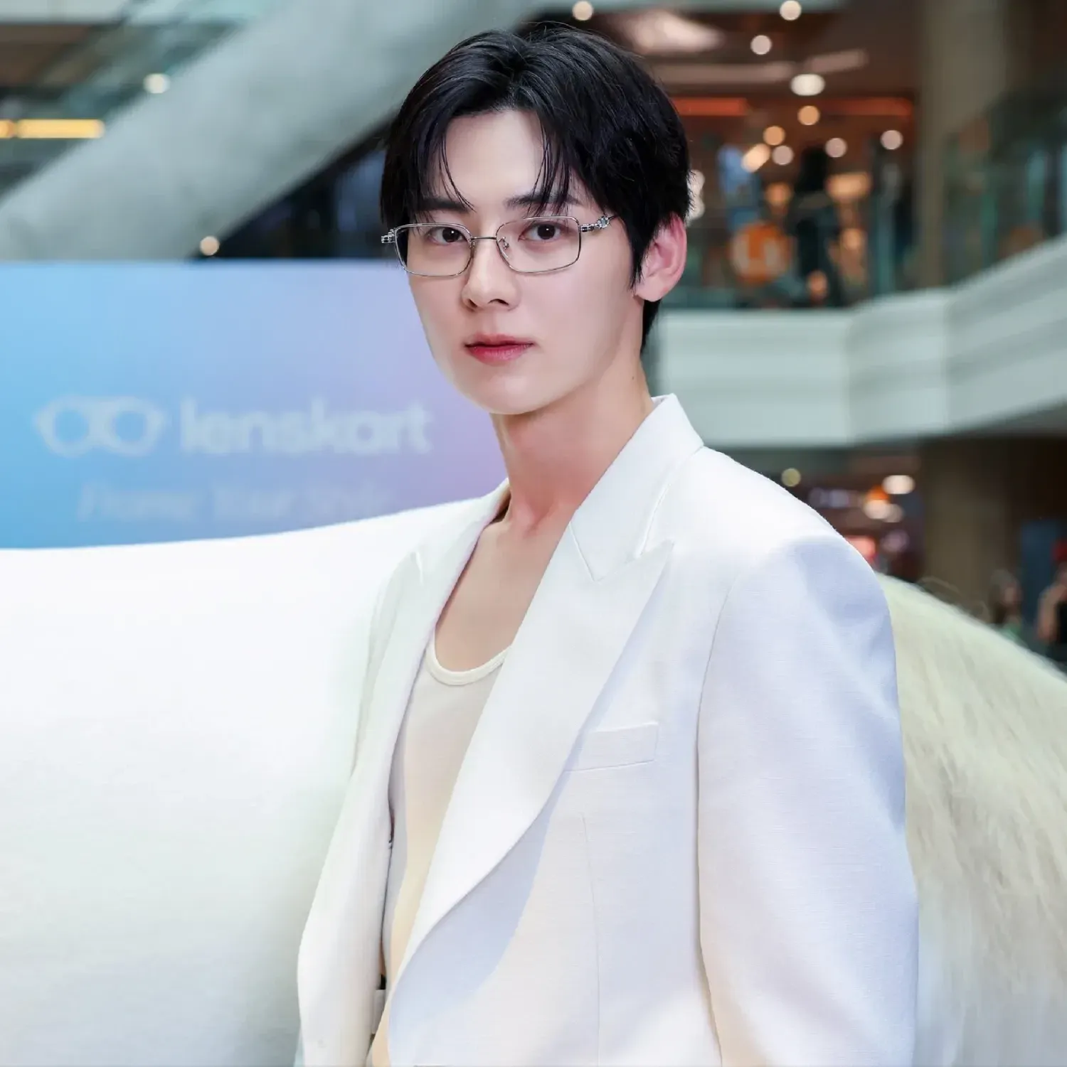 Latest photo of Hwang Minhyun
