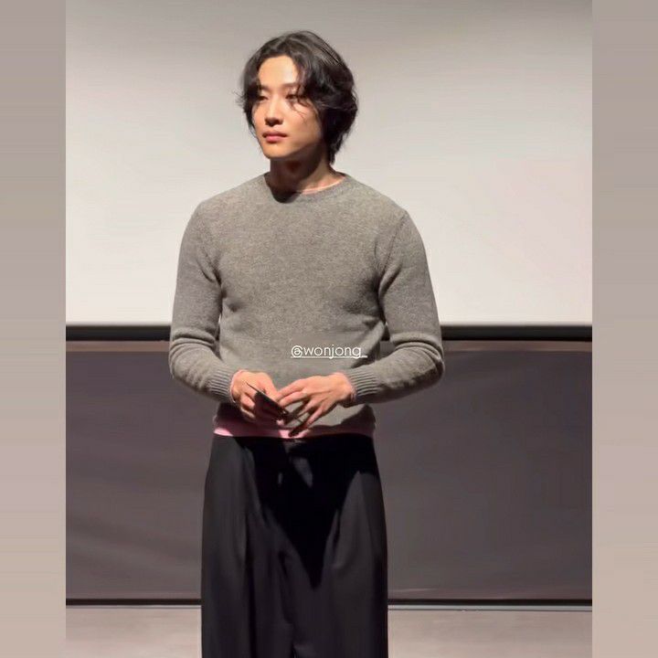 Latest photo of Lee Jongwon