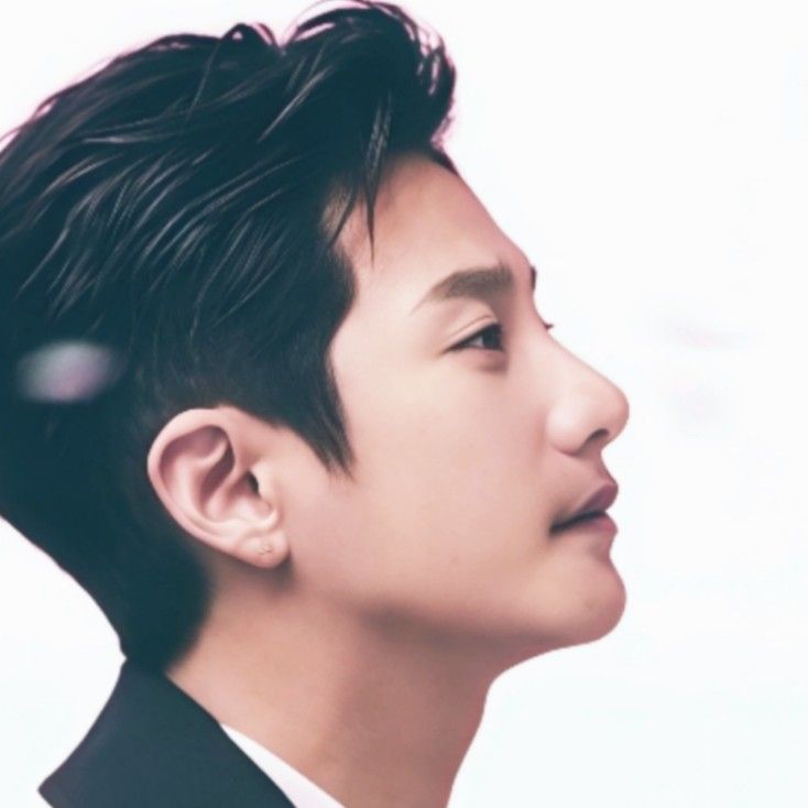 A moment captured by a fan of Park Sihoo