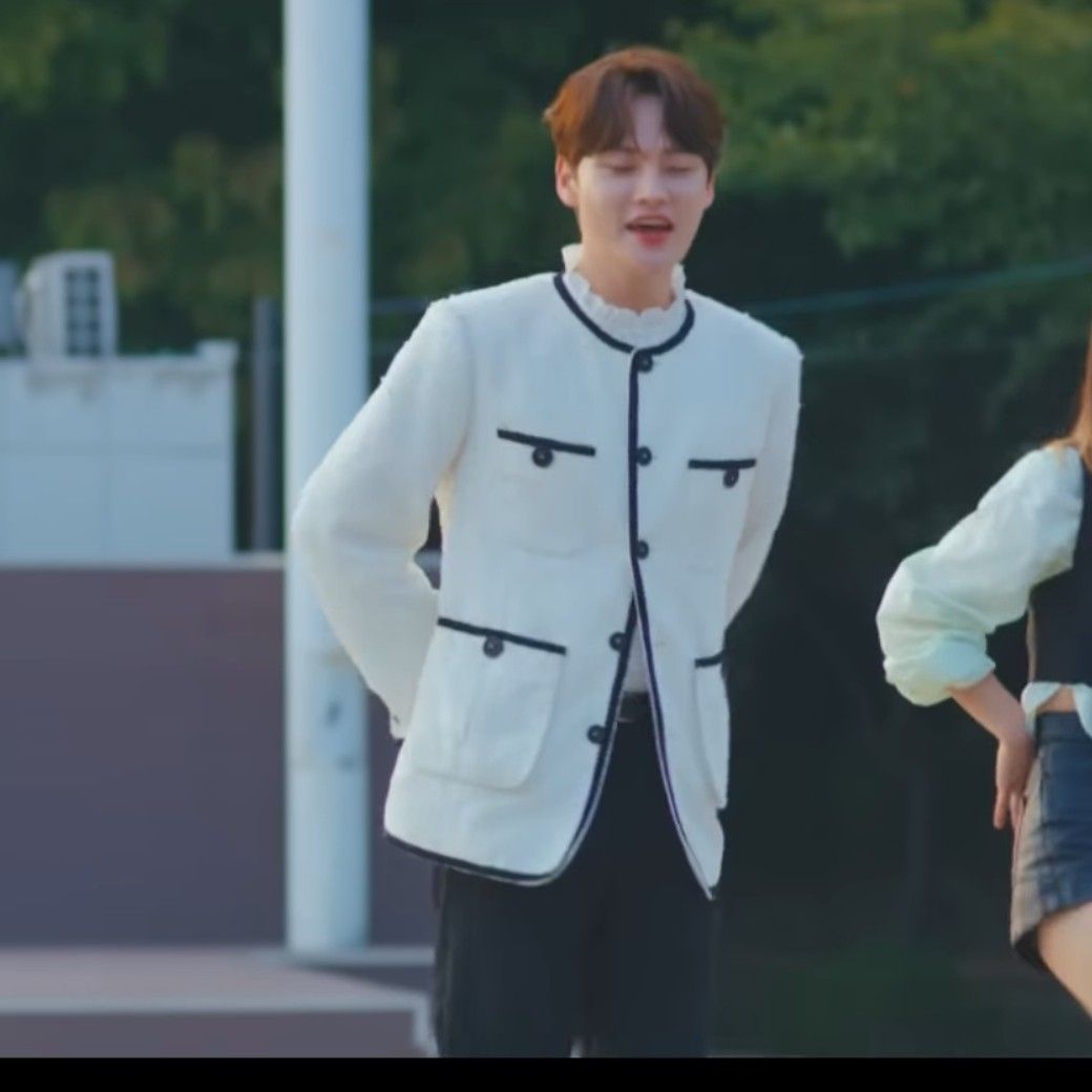 Cuplikan di balik layar dari Park Seojin