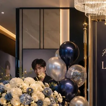 Recent activity shot of Lee Minho