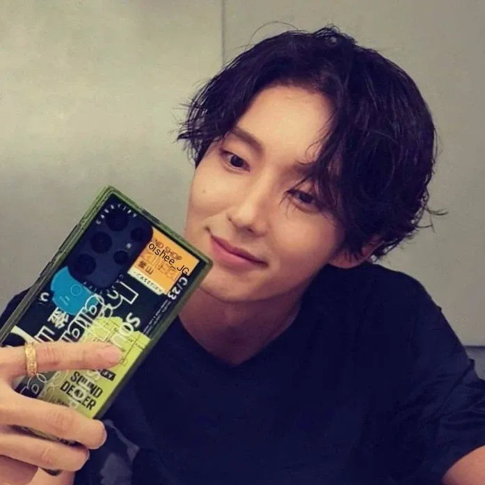 이준기의 최신 사진