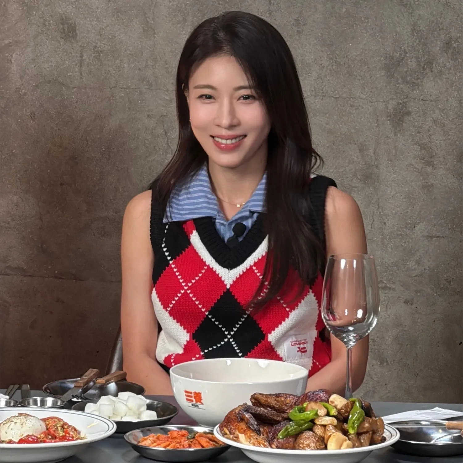 Recent activity shot of Ha Jiwon