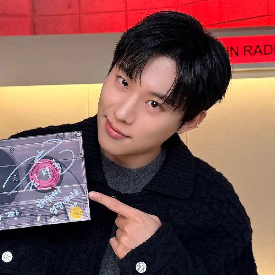 Recent activity shot of Kim Sungcheol