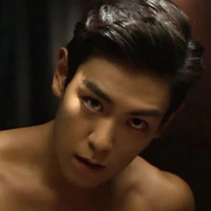 Behind-the-scenes cut of T.O.P