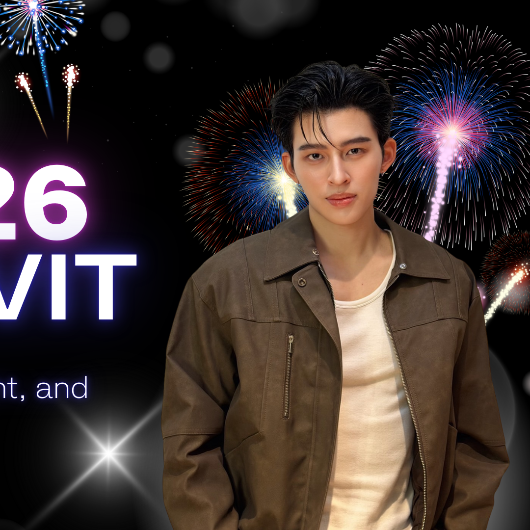 A moment captured by a fan of Pond Naravit Lertratkosum