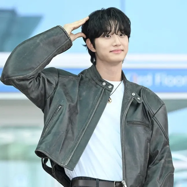 Recent activity shot of Kim Jaewon