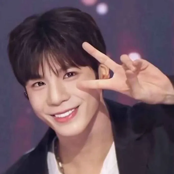 郑东元的最新照片