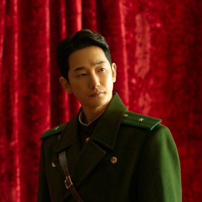Behind-the-scenes cut of Park Sihoo