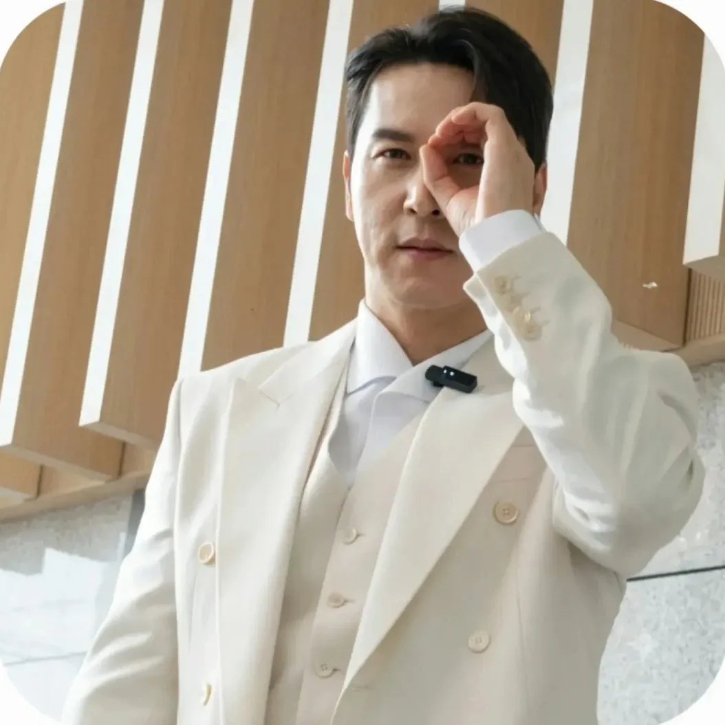 Foto kegiatan terbaru dari Jang Minho