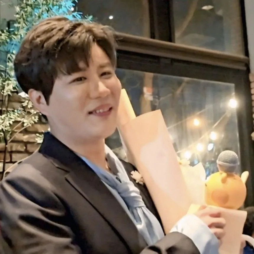 Behind-the-scenes cut of Jin Haesung