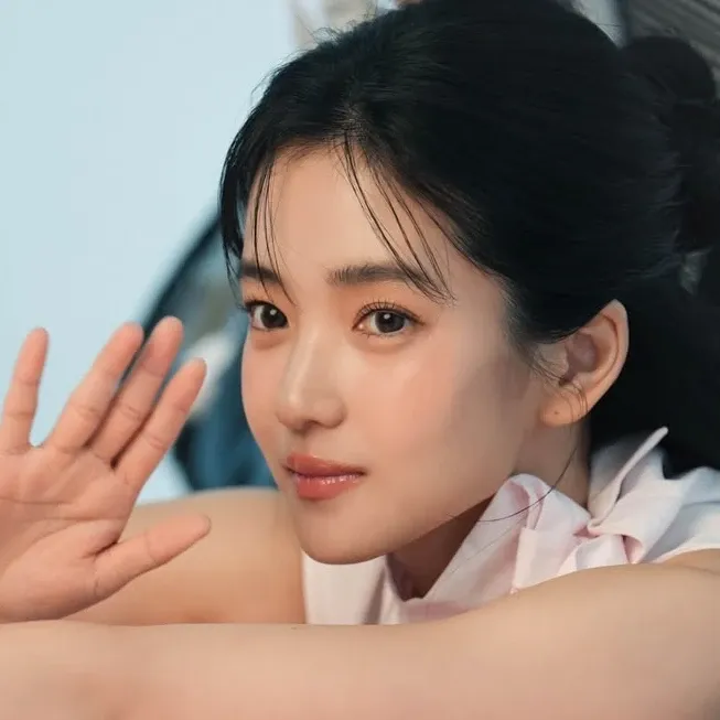 Recent activity shot of Kim Taeri
