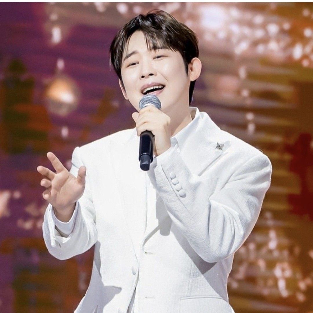 A moment captured by a fan of Jinuk