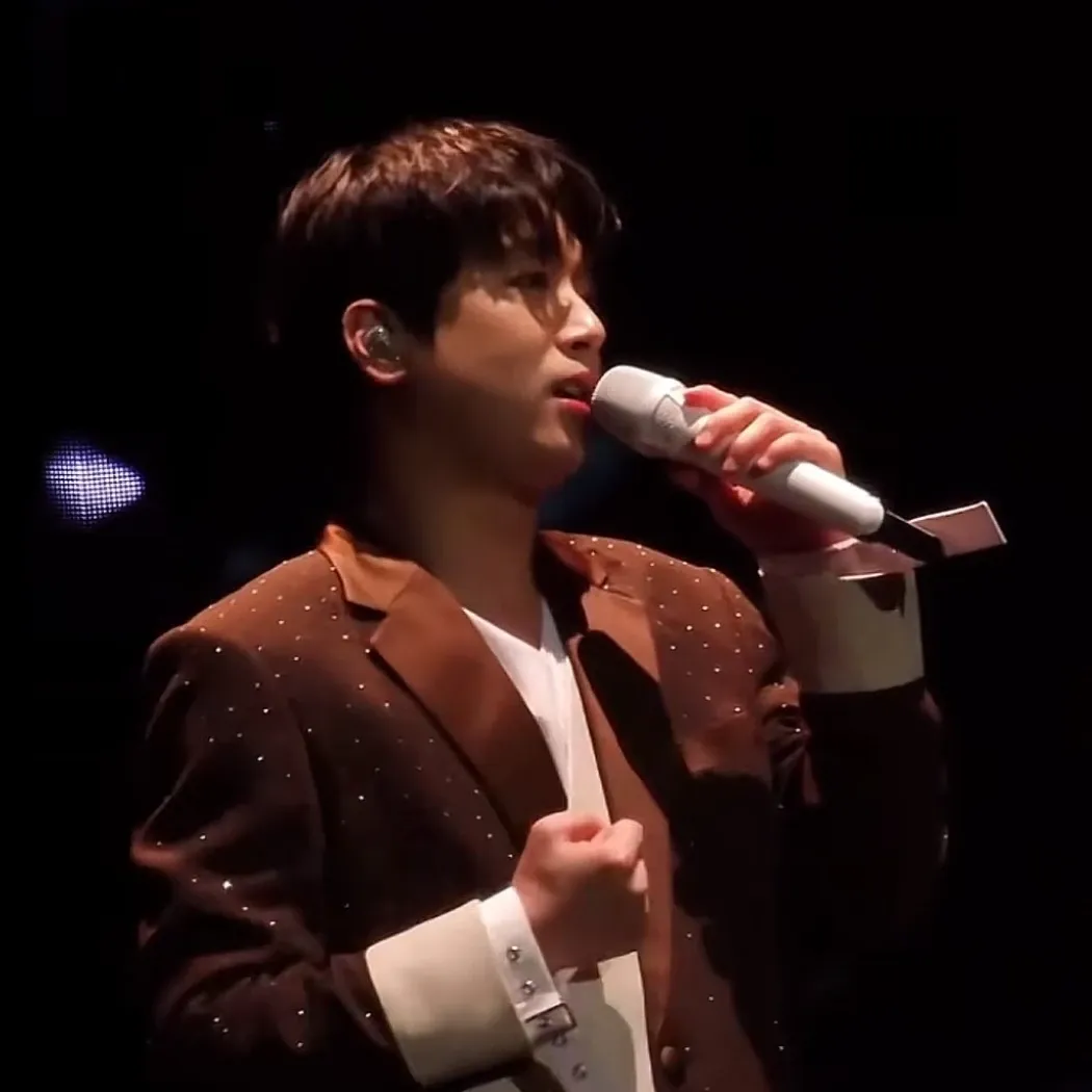 李灿元的近期活动照