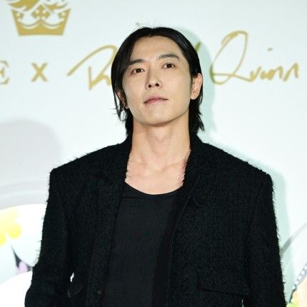 A moment captured by a fan of Kim Jaewook