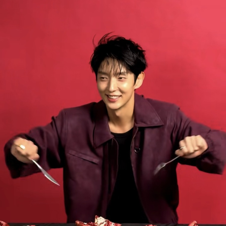 Foto kegiatan terbaru dari Lee Joongi