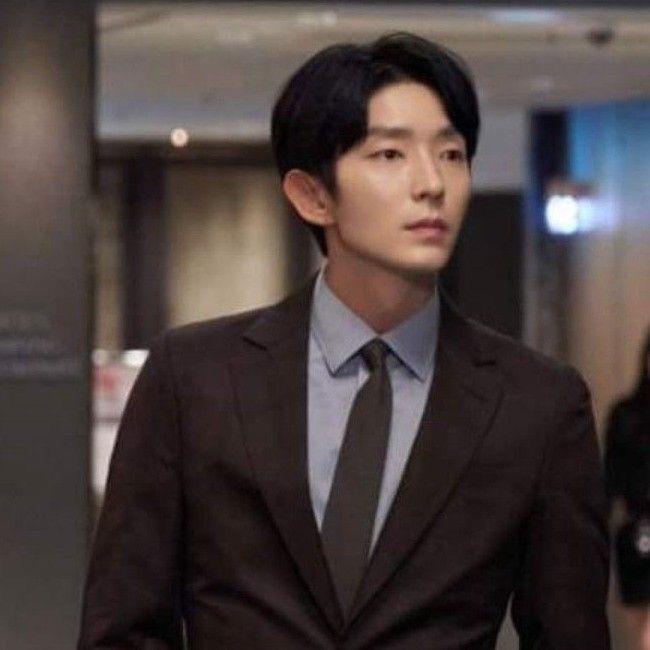 A moment captured by a fan of Lee Joongi