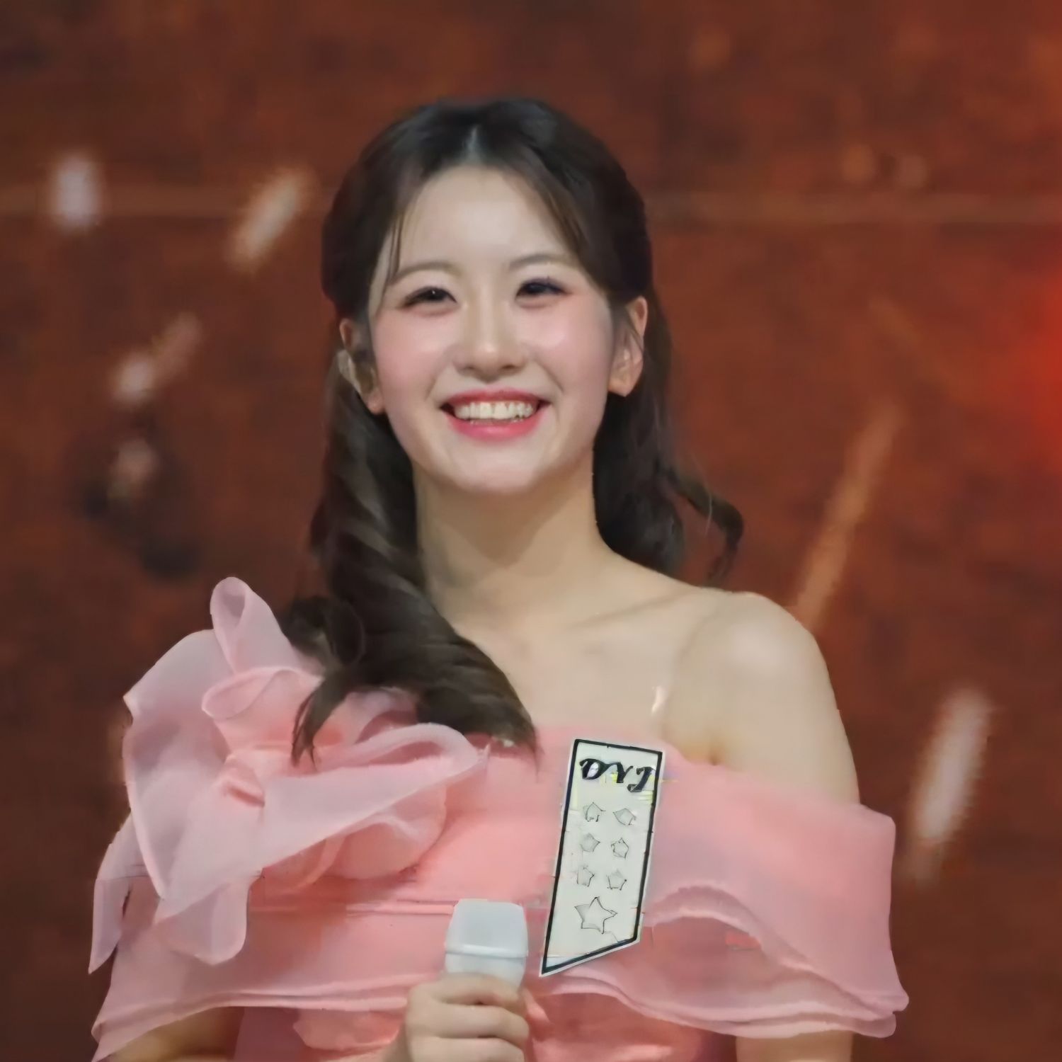 オ・ユジンのビハインドカット