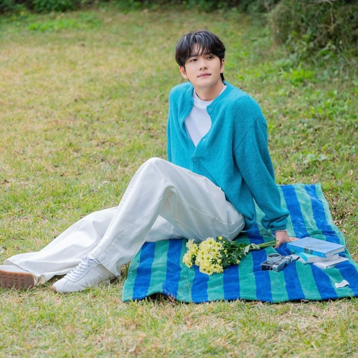 Behind-the-scenes cut of Kang Taeoh