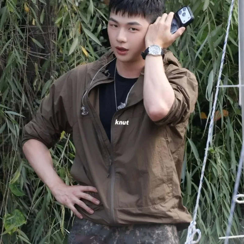 Behind-the-scenes cut of Secret Garden